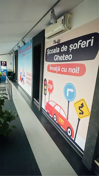 Scoala de soferi  Instructor auto