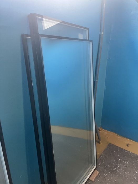 Пластиковые стекло