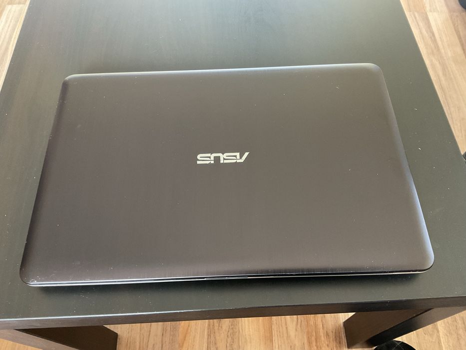 Лаптоп Asus SonicMaster