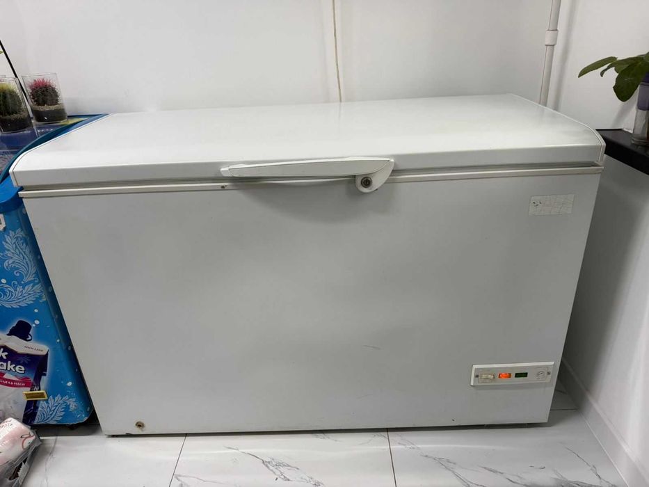Срочно продам морозильник