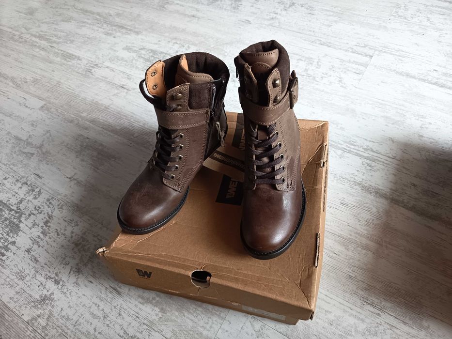 Дамски боти естествена кожа размер 37,39 ,40