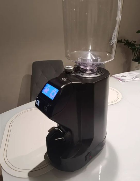 Кофемолка Simonelli MDX новая