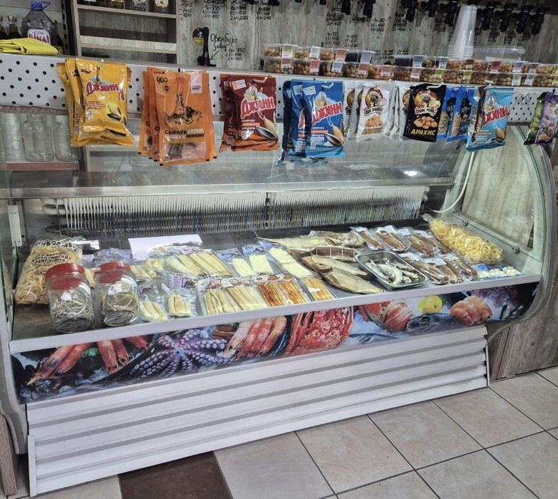 Витринный холодильник