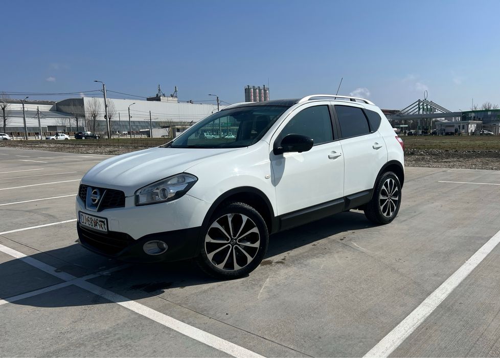 Nissan Qashqai / 2012 / 1.6 diesel /130 CP / Plafon Panoramic