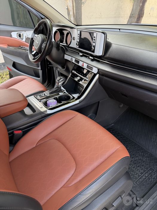 Kia Carnival 2023/24 2 poz
