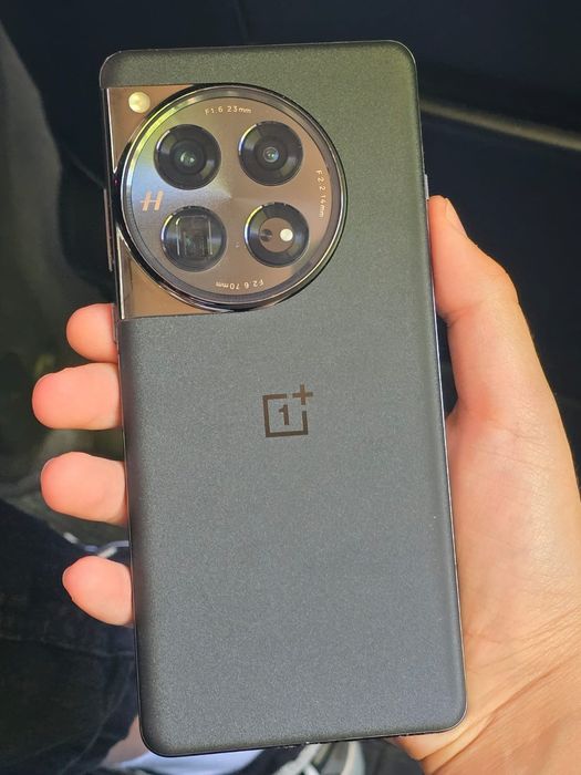 OnePlus 12 12/265gb