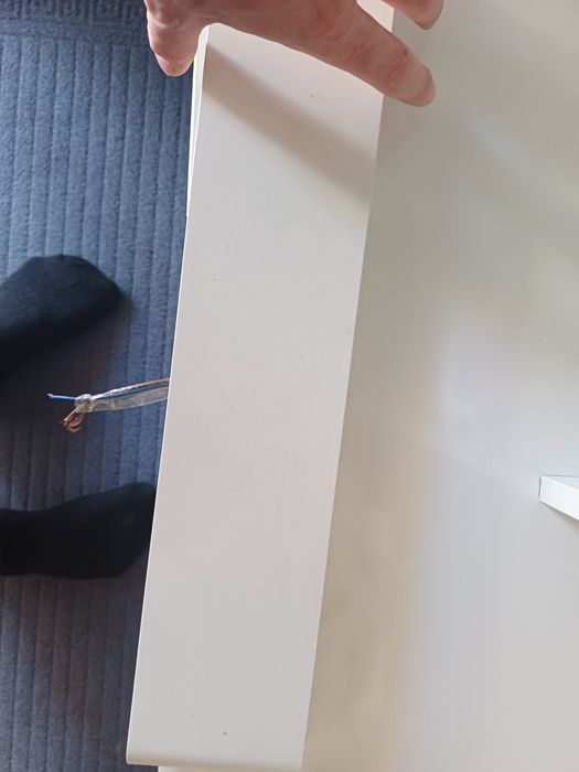 Lampă cu telecomandă nefuncțională