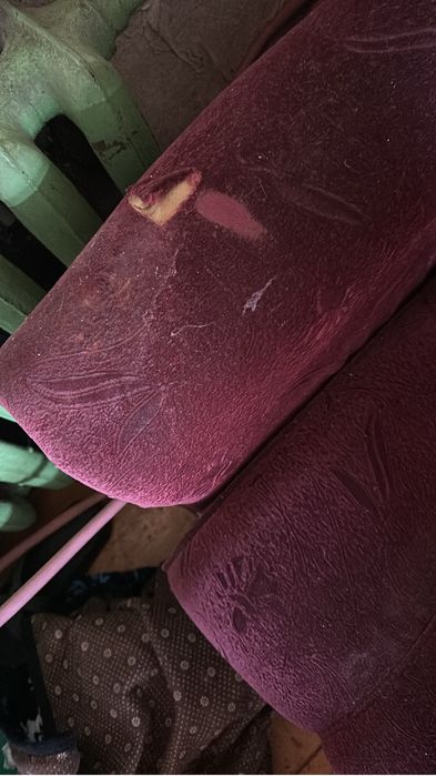 Отдам даром диван