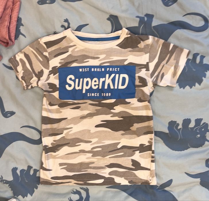 Долнища и блузки за 5лв/брой