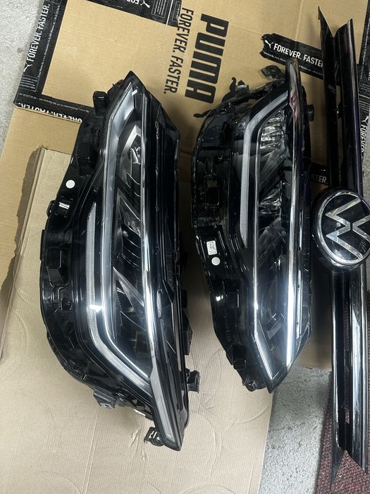 Faruri full led grilă radiator vw golf 8.facelift.