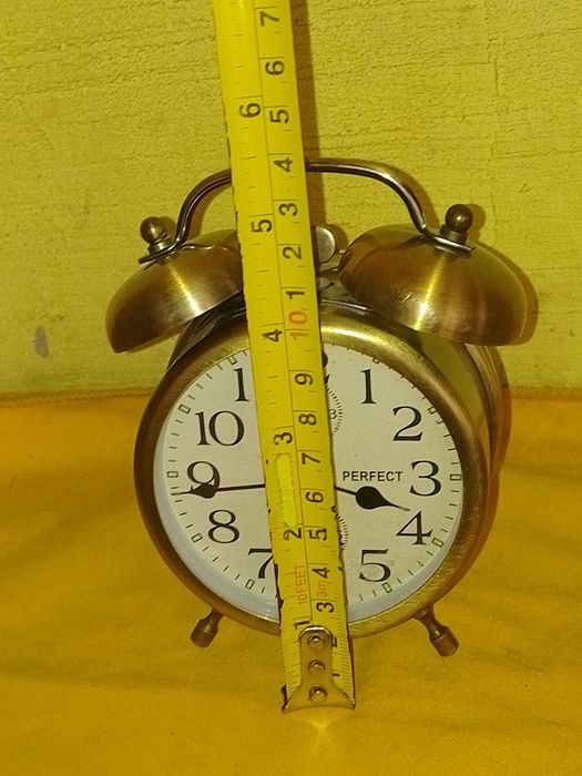 Стар Китайски часовник , будилник Perfect с 2 Камбани.