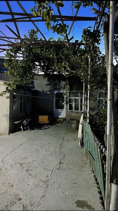 Участка ховли срочни сотилади 8