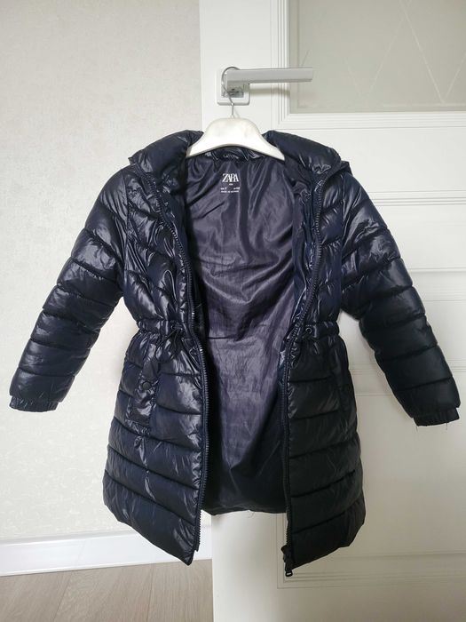 Продам куртку для девочки