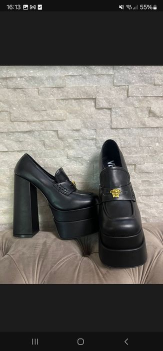 Pantofi superbi versace 36