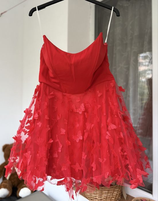 Rochie rosie printesa corset tulle flori cocktail revelion craciun