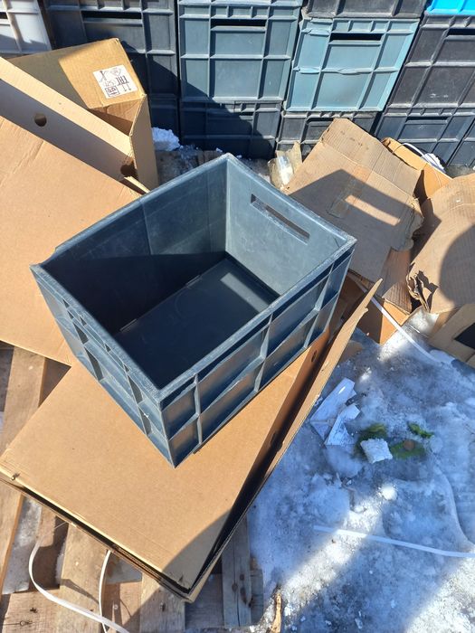 Продам ящики молочные