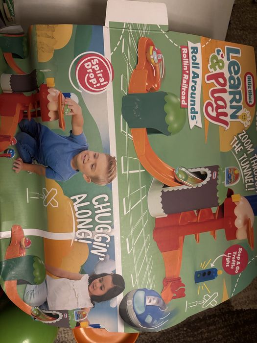 Писта за топки Little Tikes Learn&Play Roll Arounds Rollin’ Railroad
