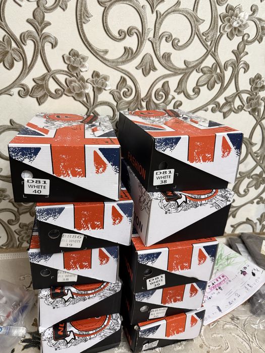 Белые кроссовки найк (Gas)