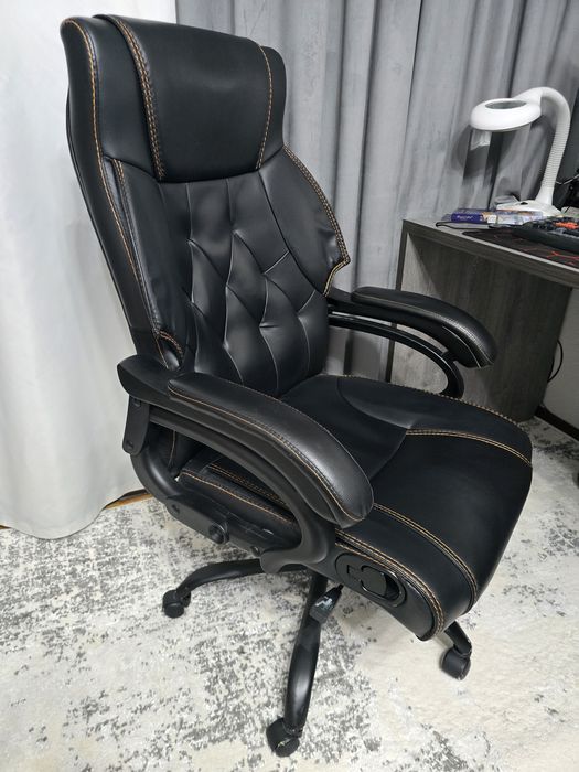 Компьютерное кресло (босс)