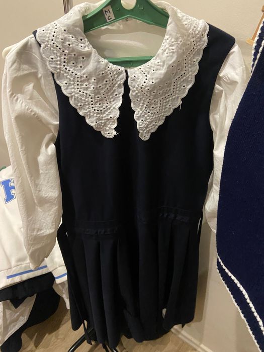 Все что на фото за 4000 т Школьная форма на девочку 13-14 лет (44,46р)