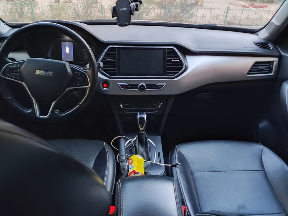 Продам автомобиль LIFAN X70