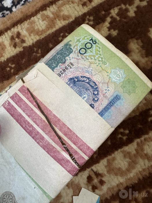 Продам 200 сум купюры, в общем сумма 100.000тыс сум