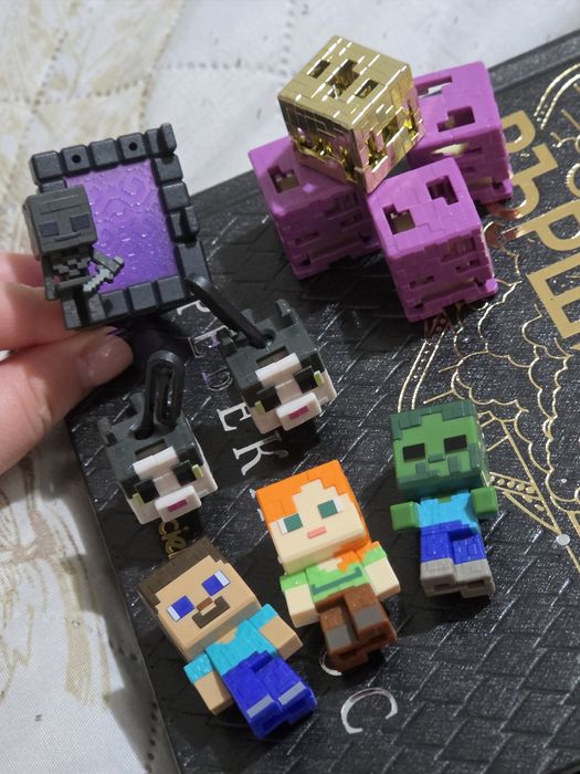 Фигурки Minecraft/Майнкрафт Kinder Joy