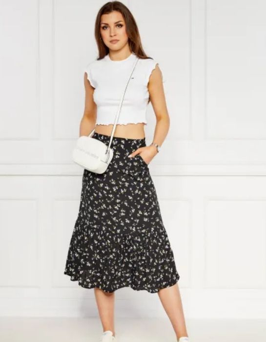 Оригинална чанта на Calvin Klein!