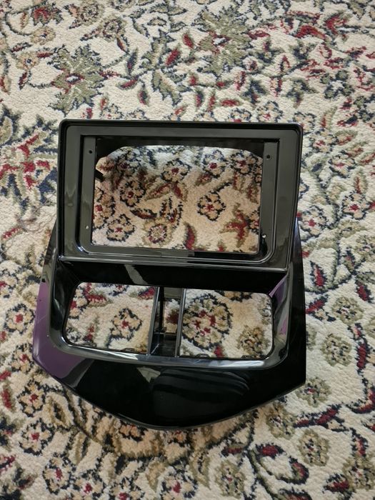 Spark manitor yangisidan ramka sotiladi