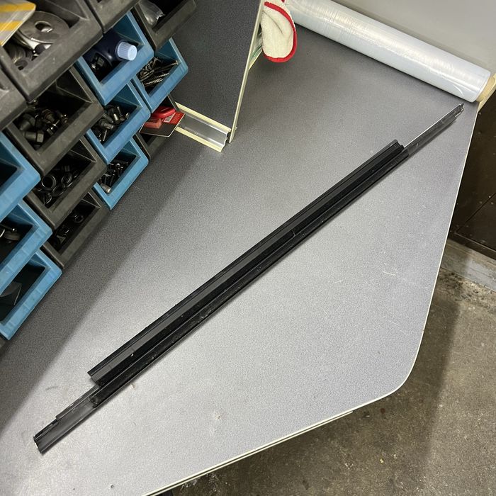 Молдинг двери ауди а4 б8