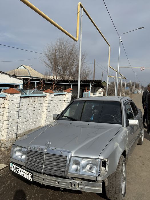 Продам мерседес 220 срочна