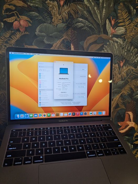 MacBook Pro 13 Inch i5 2.5 GHZ 16gb ram 512gb SSD 2K17 Ultima gen