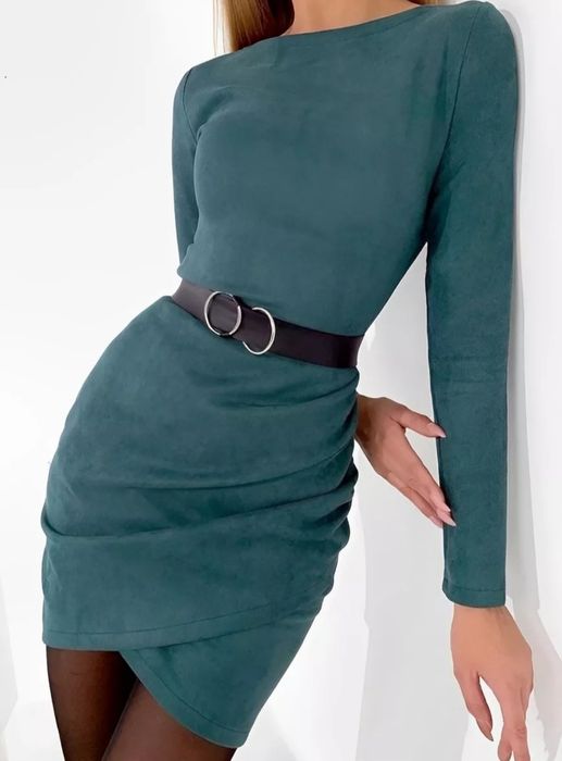 Продам велюровое платье