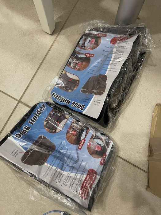 Lot accesorii auto NOI – cabluri USB + încărcătoare + organizatoare