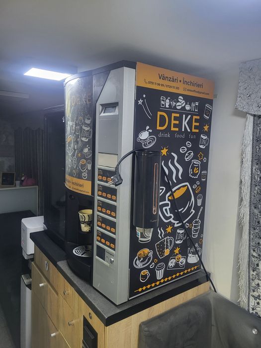 Automat de cafea, pret 3700 lei cu cititor inclus