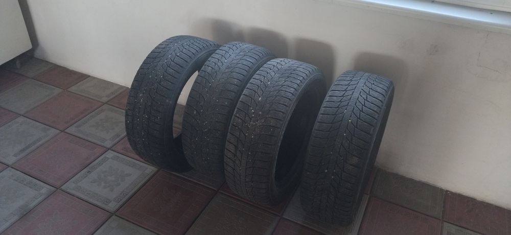 Шины зимние на 17