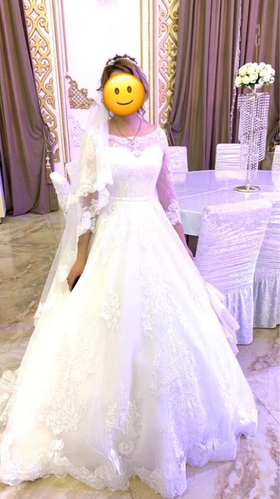 Продам свадебное платье, шикарного качества.