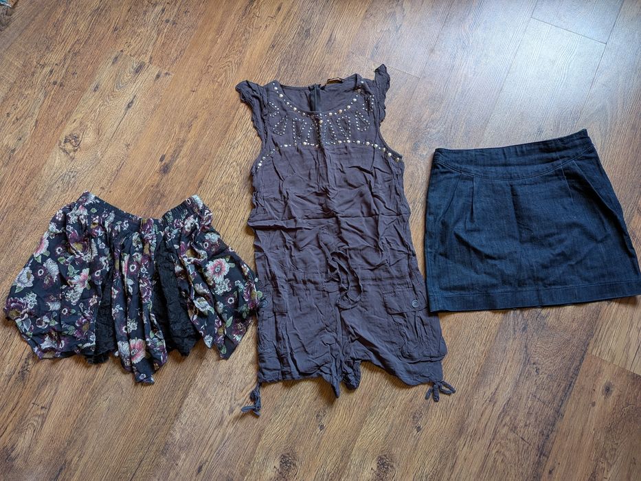 Дамски дрехи на едро - 9 броя (рокли, поли, гащеризон, панталони)