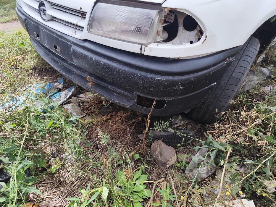 Фары Опель астра F