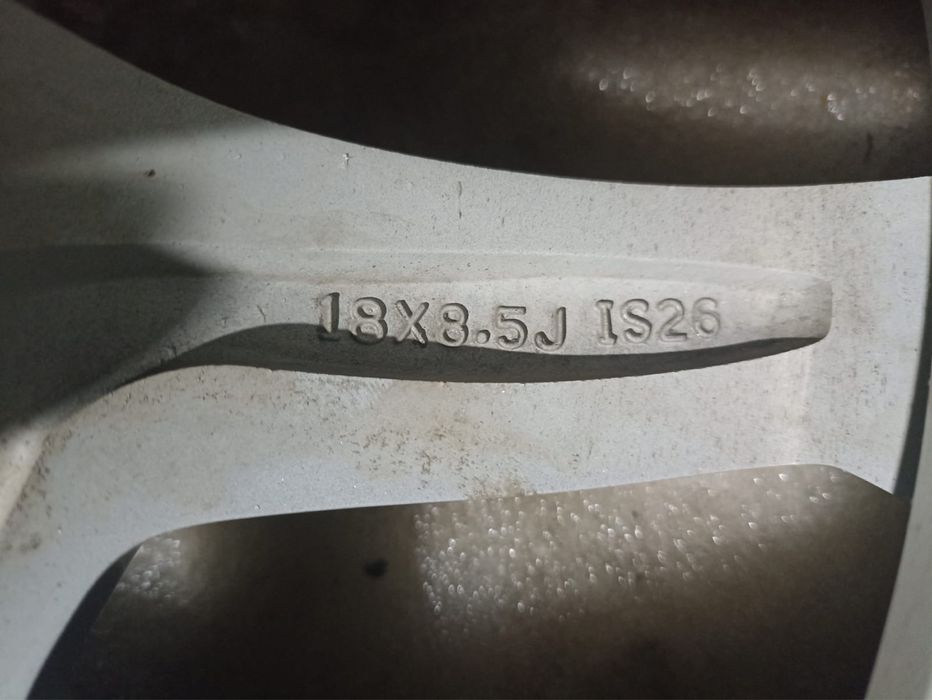 Срочно Зимние Шины от Tahoe