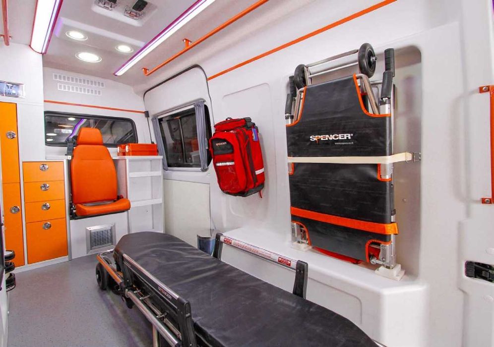 Авто скорой помощи Тойота  и Хюндай Стариа со склада в Ташкенте