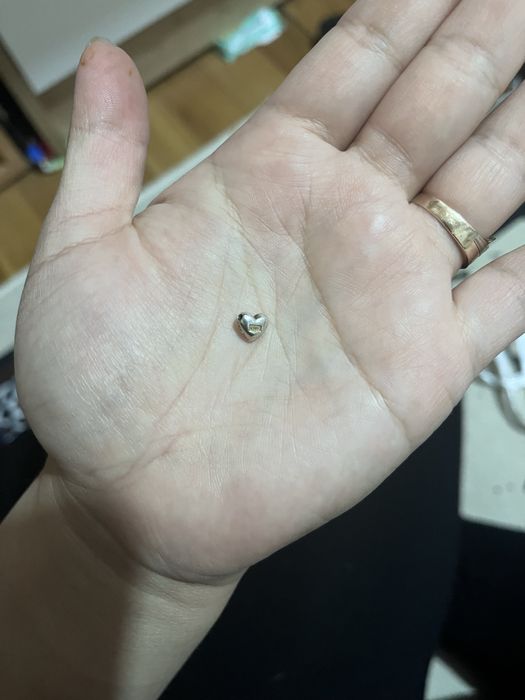 Продам золотую подвеску