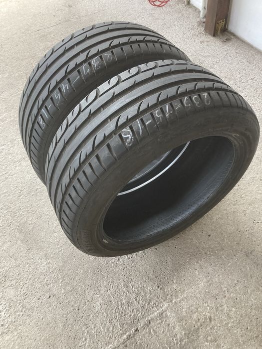 Лятни гуми 235-45-18