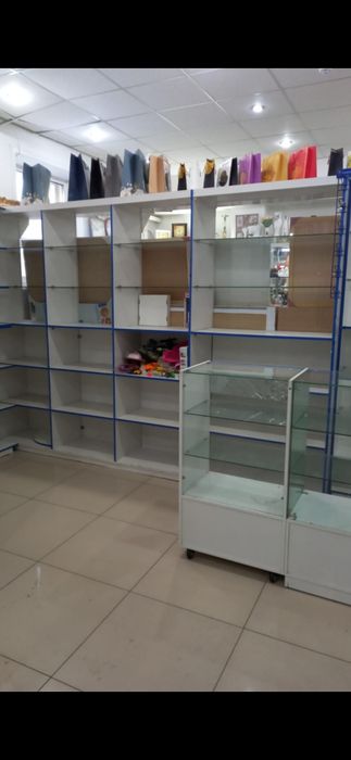 Продам торговые стеллажи.