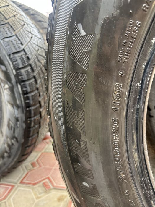 Продам шины комплект