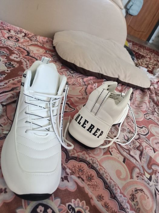 Продам качественные Кроссовки