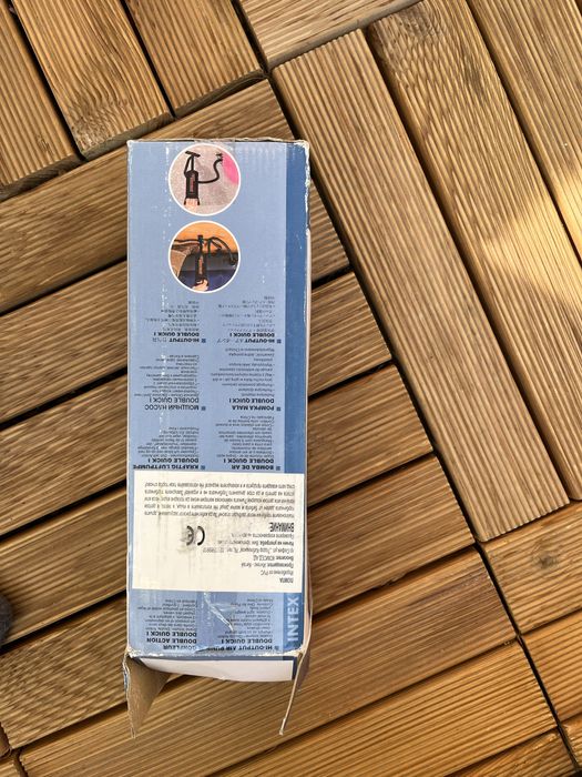 Intex надуваеми барбарони и помпа