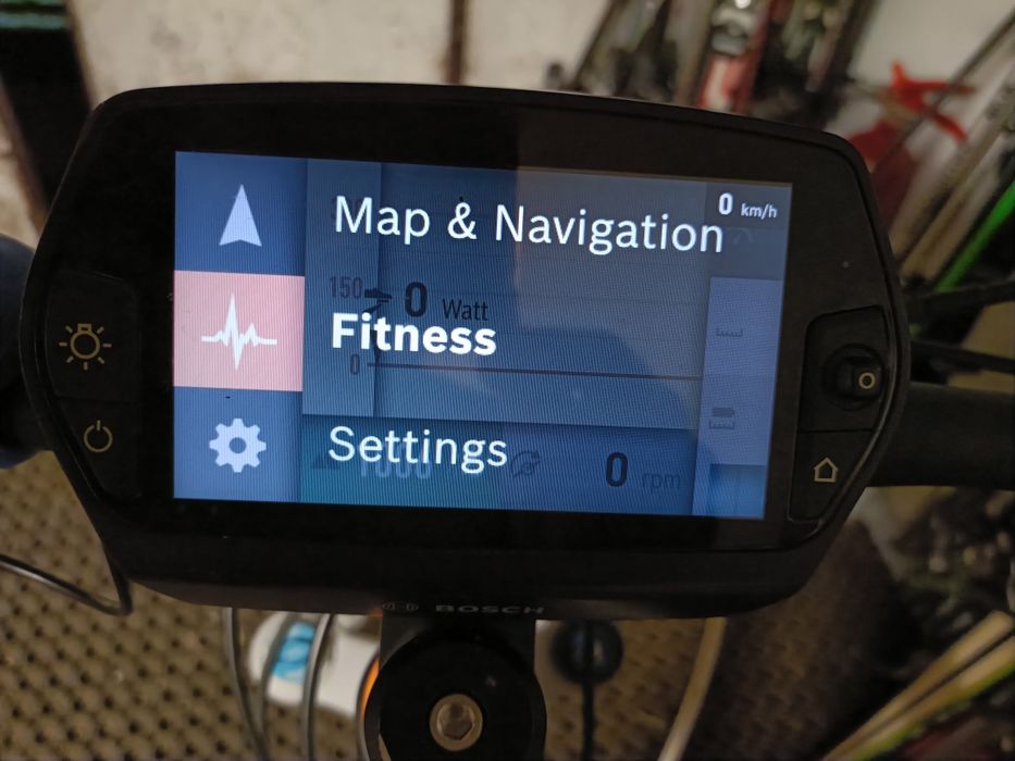 Bosch Nyon pentru bicicleta electrica cu gps, navigatie