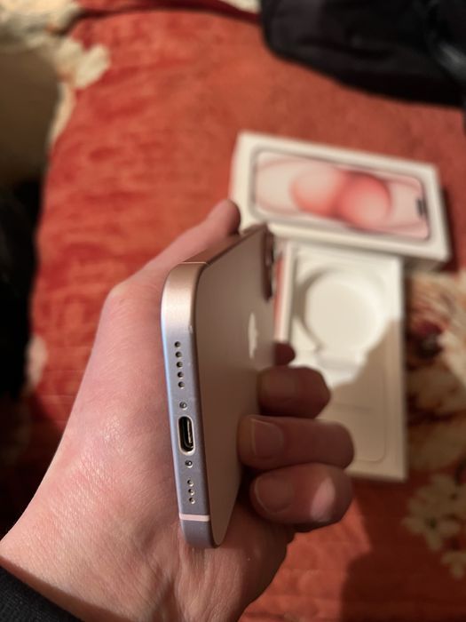 iPhone 15 на 128 85%