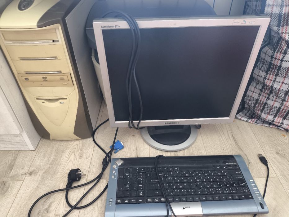 Рабочий старый компьютер, цена договор пишите